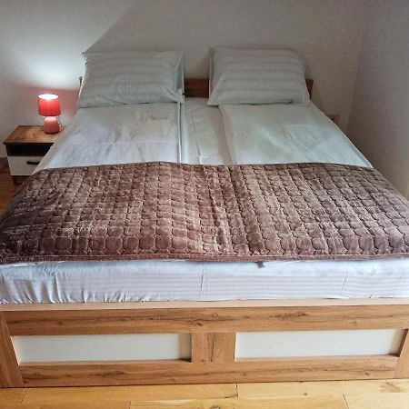 Studio Apartman Gorski Kristal ซลาตีบอร์ ภายนอก รูปภาพ